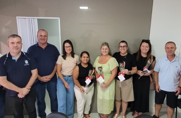 Mulheres recebem mimo em celebração ao Dia Internacional da Mulher.